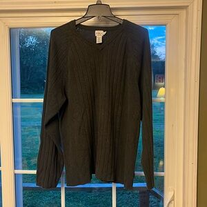 Calvin Klein men’s V neck sweater, size XL